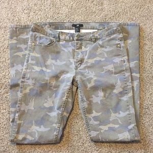 Camo jeans